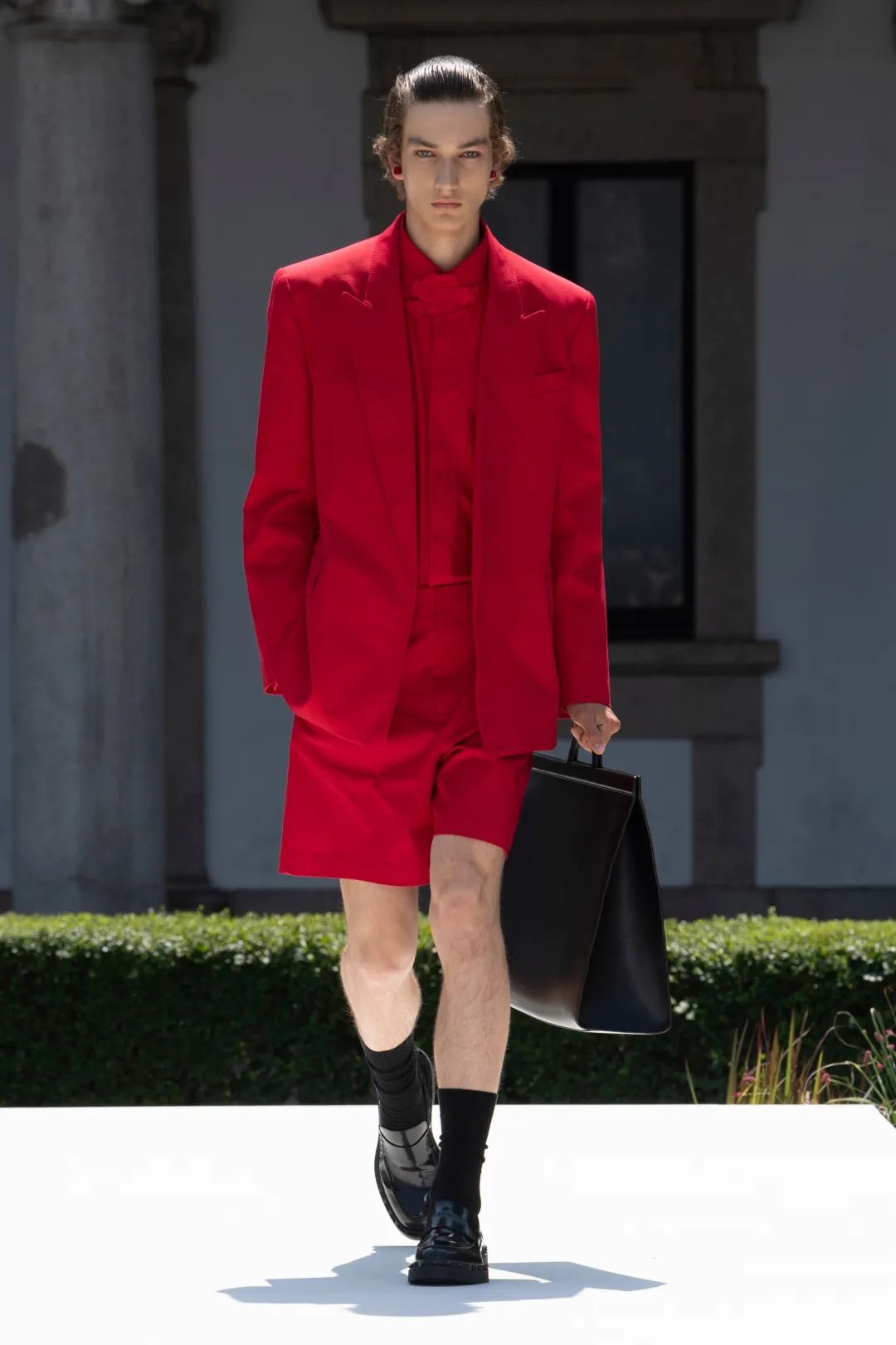 valentino2024春夏男装秀,valentino2022秋冬男装时装秀