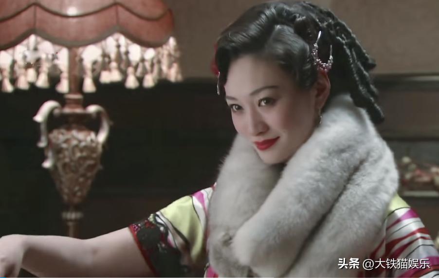 李小冉和阿娇近距离合影,李小冉阿娇合影