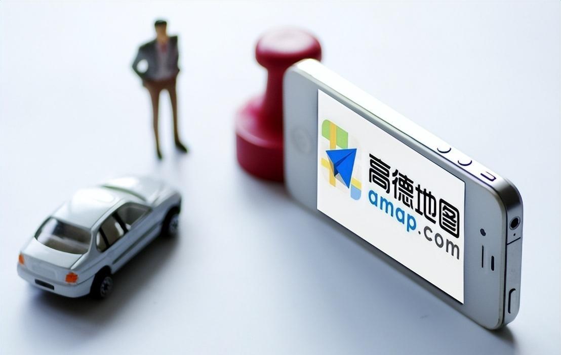 导航巨头因不免费跌落神坛,一代导航巨头倒下视频