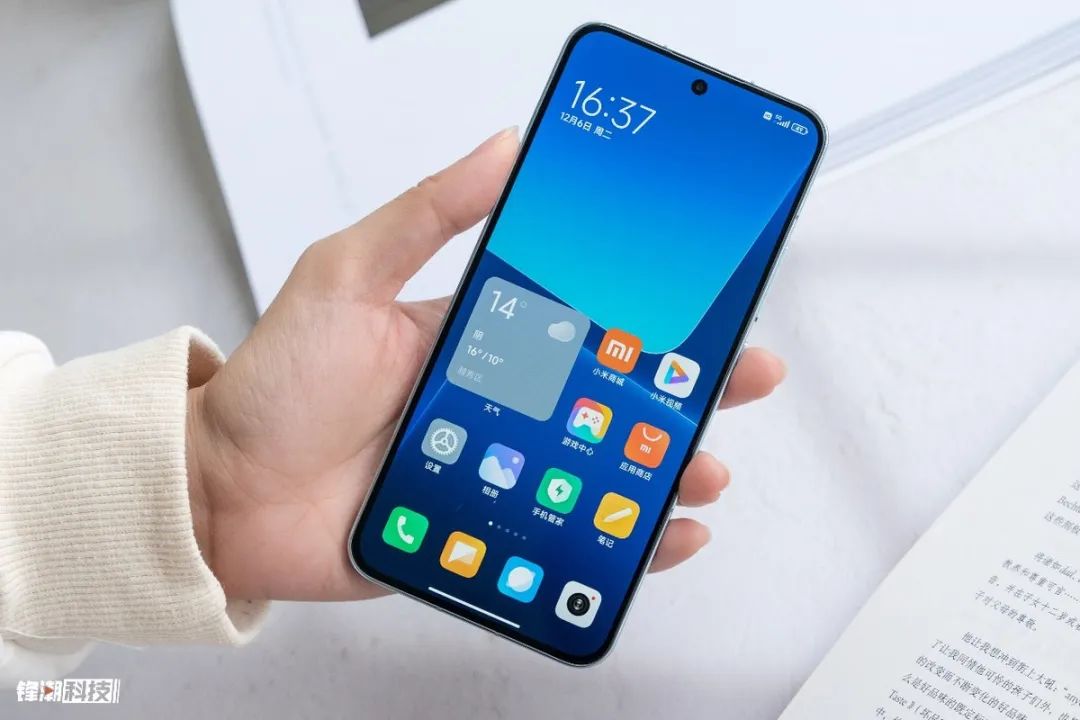 暴跌1900元，这是上半年降价最狠的手机了