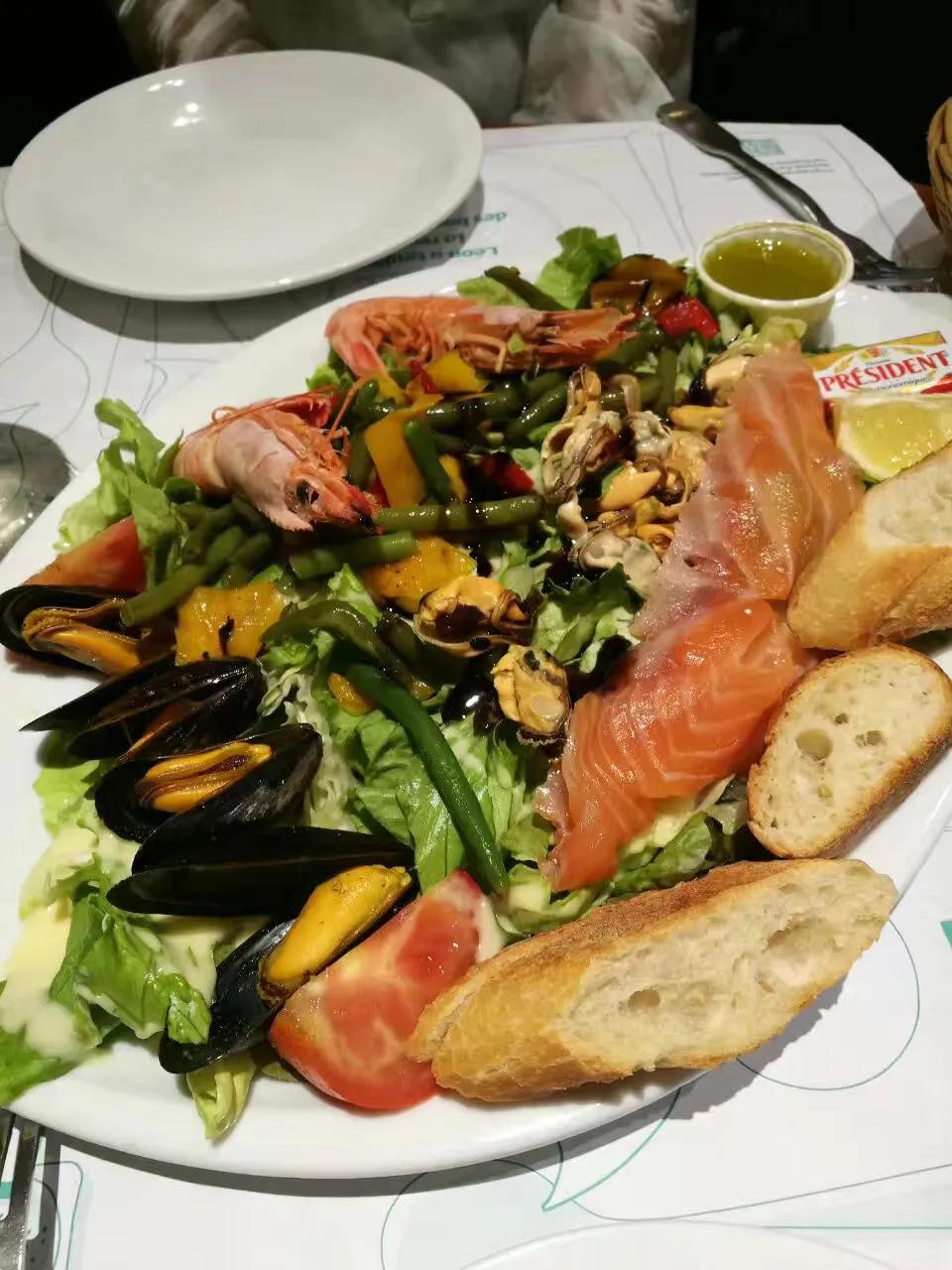 巴黎自由行详细攻略,旅行去巴黎如何坐地铁