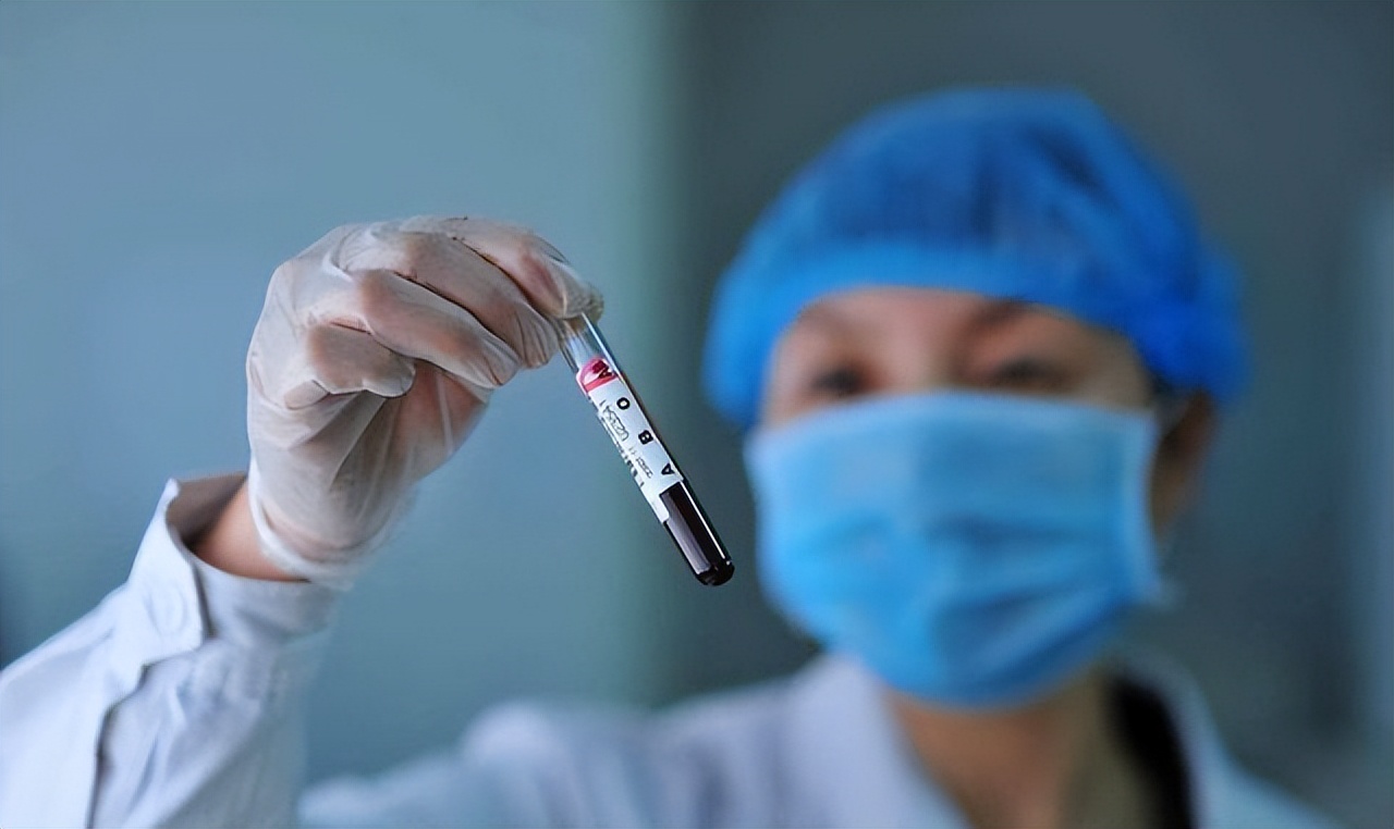 梅毒有什么症状会痒吗,得了梅毒会有哪些症状