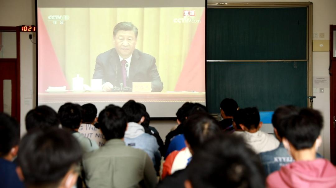 人生这堂课我们要学的东西很多,这堂课别样精彩