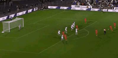 国足0比0战平新西兰，精神面貌有改观