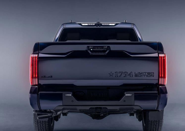 全新款丰田震撼亮相,全新丰田坦途亮相价格