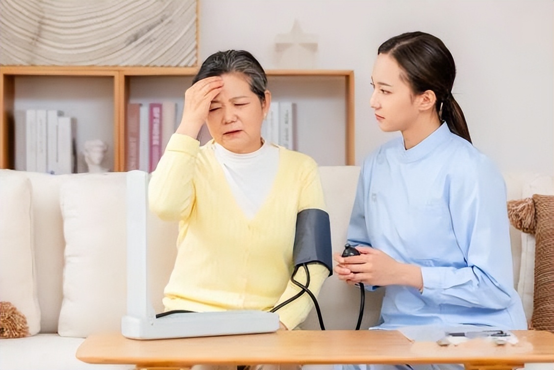 高血压不吃药怎样调理降下来,老年人高血压吃什么中药调理