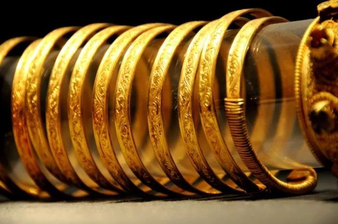 结婚三金一套真一套假,结婚三金没超过一万