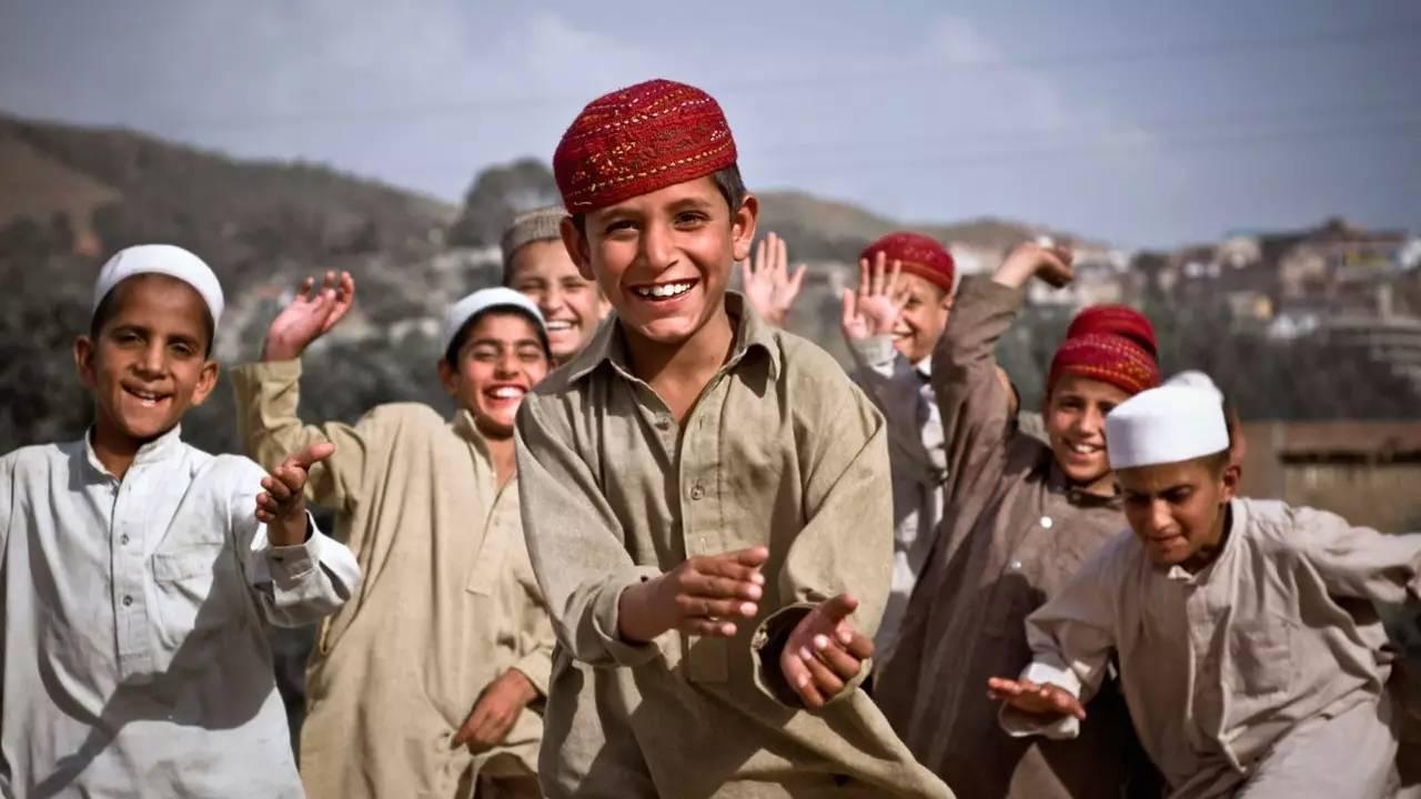 巴基斯坦真实生活收入,巴基斯坦多少工资算富人