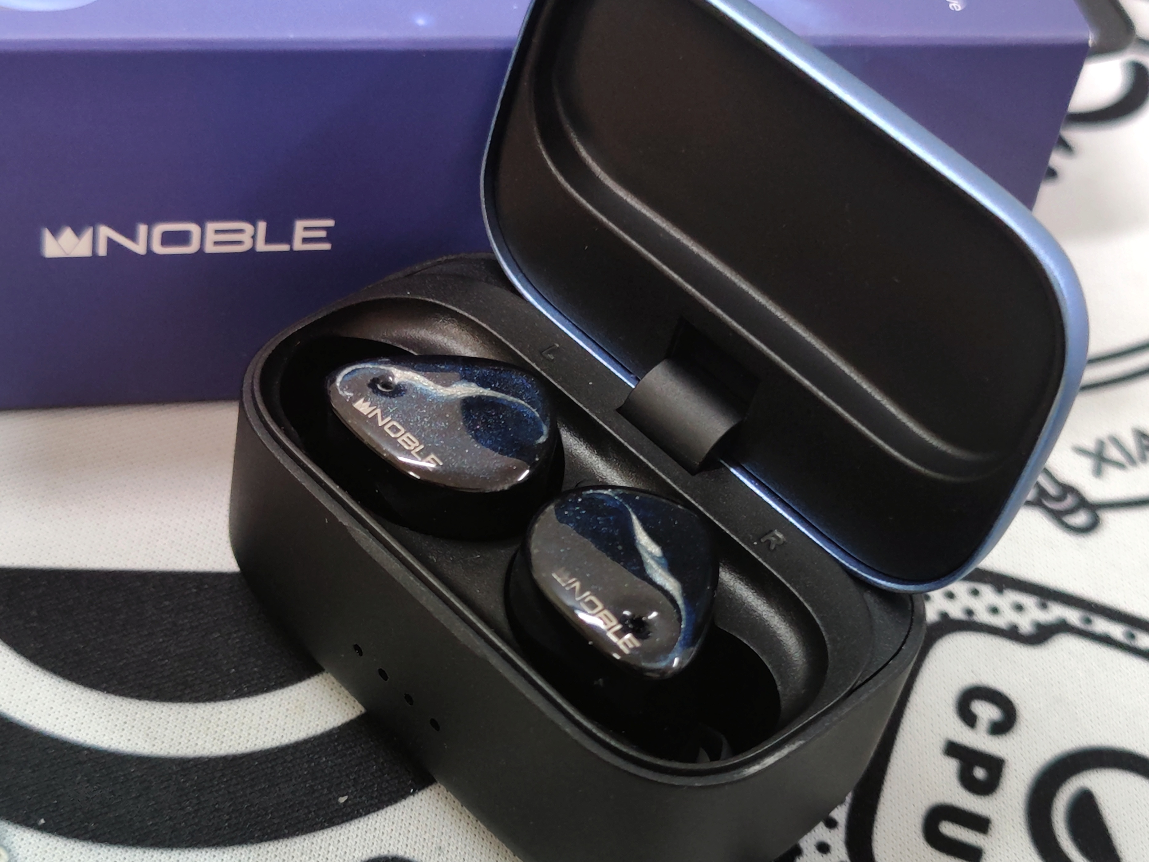 Tws磁吸蓝牙耳机评测,tws空气传导蓝牙耳机