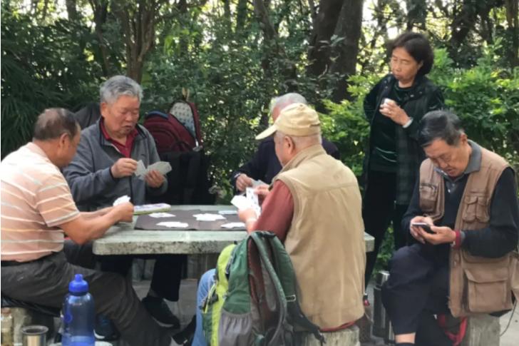 鏃ユ湰璀︽柟鎵粍琛屽姩鑰佸勾鍗栨帆鍥紮,鏃ユ湰鎵粍浜哄憳