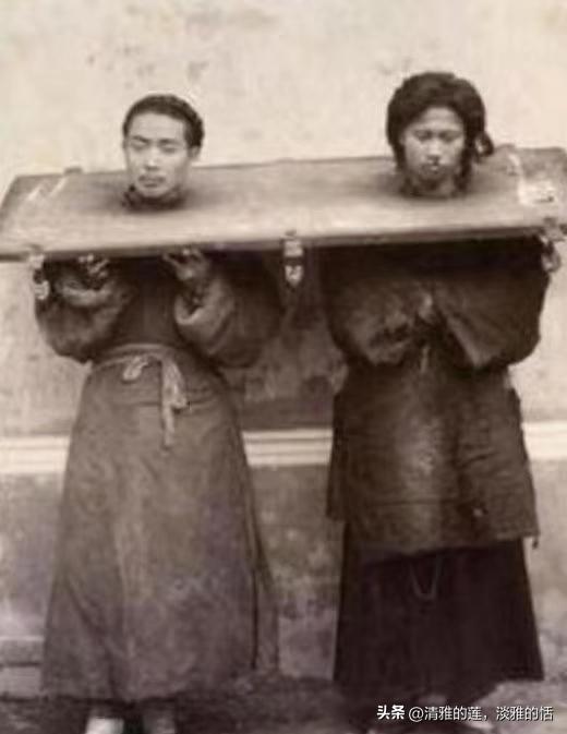 30张日本大*杀屠**罪行照片，日军闯入民宅祸害妇女，这就是罪证