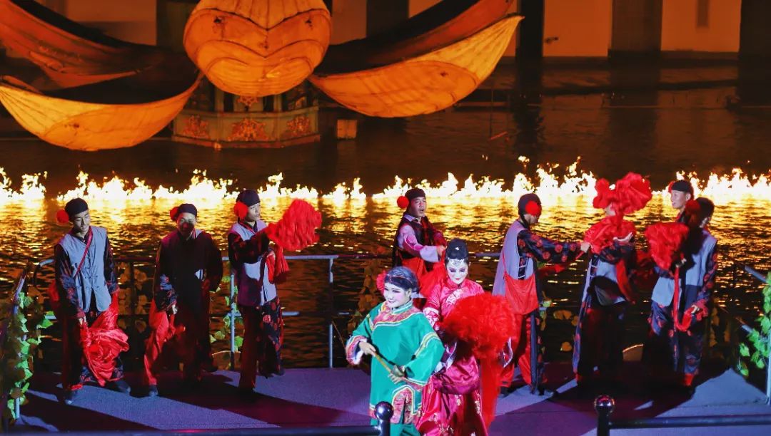 宏村网红阿菊,宏村阿菊旅游攻略