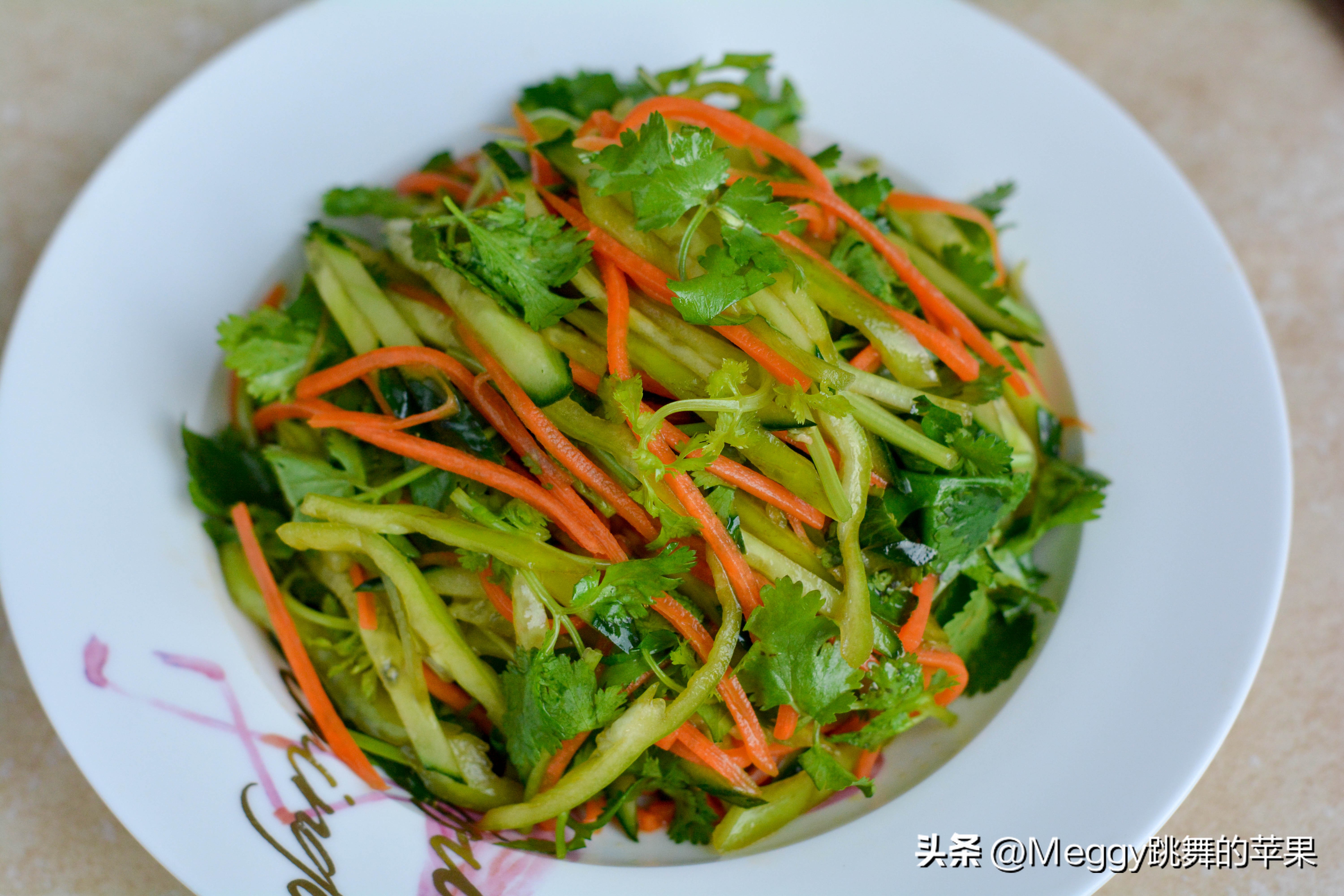 天热了,3道凉拌菜脆嫩爽口,开胃顺气,好吃不含糊,吃完真痛快