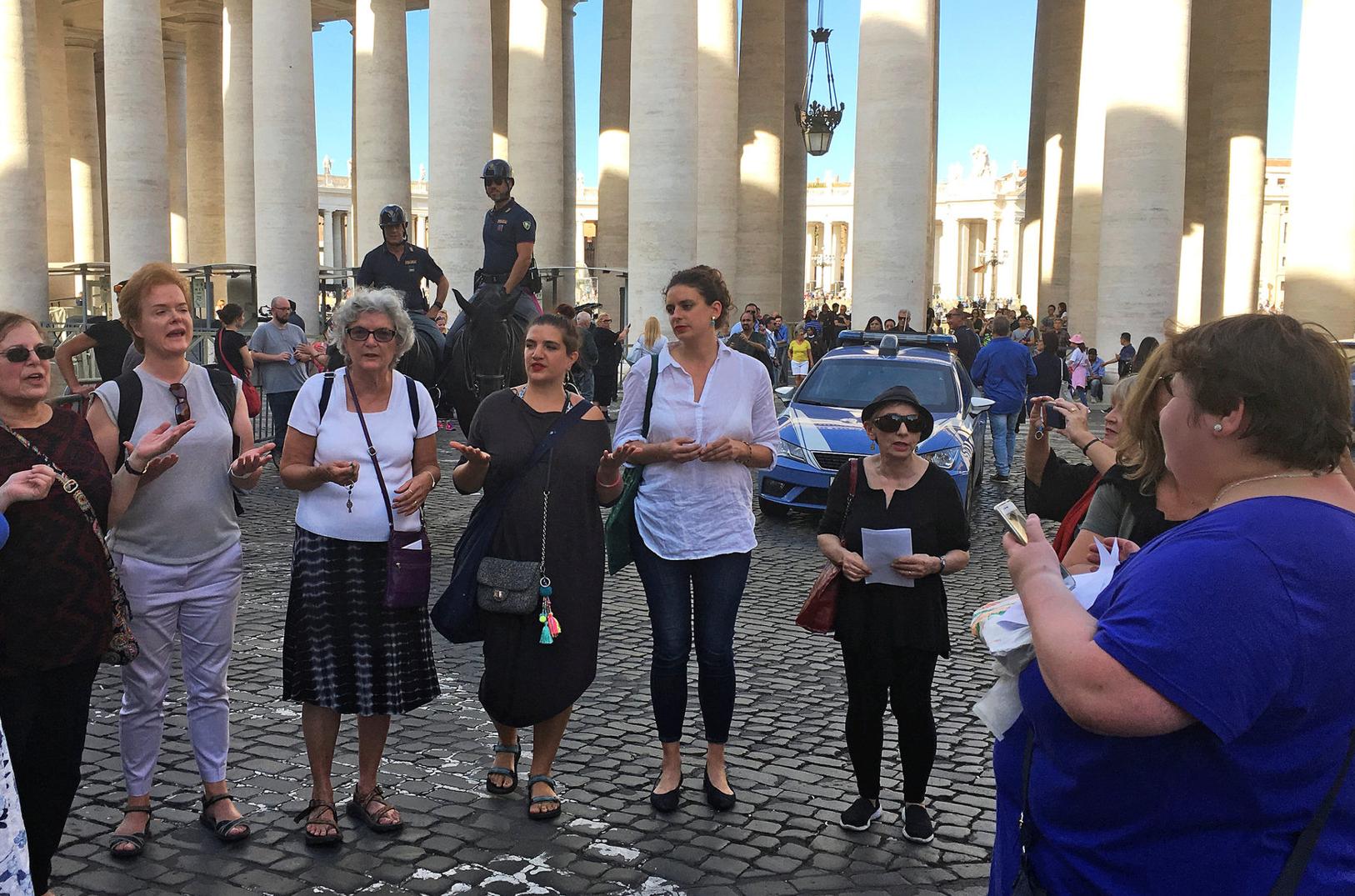 梵蒂冈历史上被入侵过吗,以前的梵蒂冈强大吗