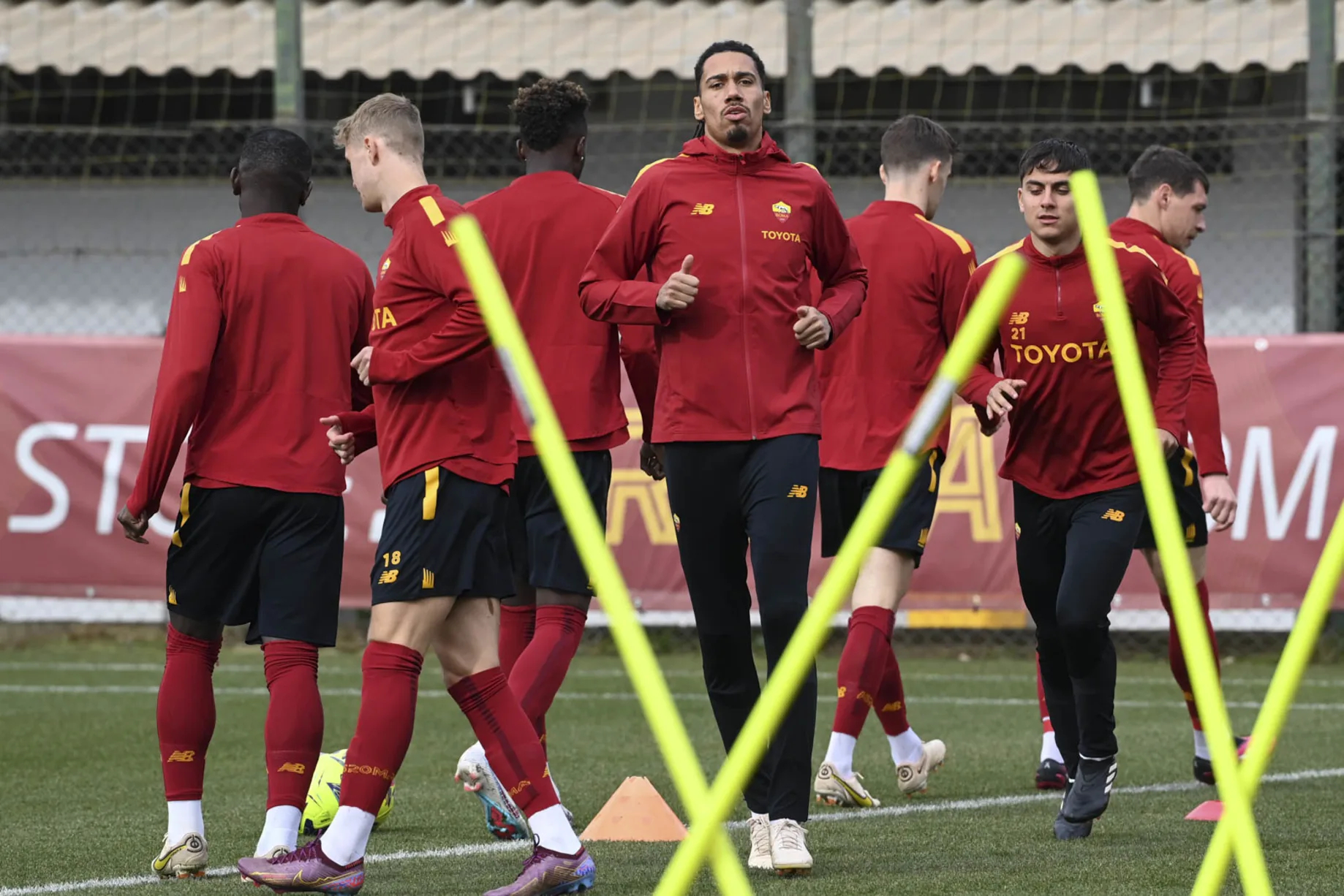 穆里尼奥罗马阶段吃了几次红牌,穆里尼奥罗马队意甲最新消息