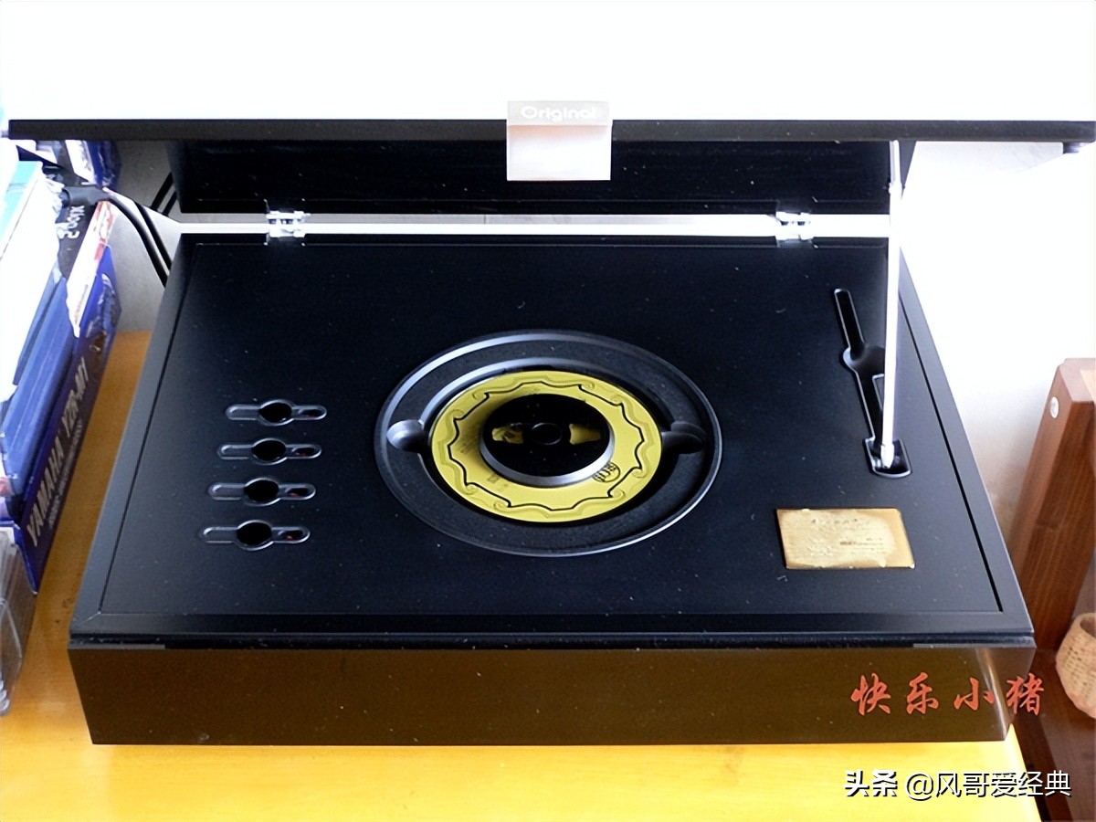 我用过近30台CD机，一定不要怀疑优质碟机在音响中的重要性