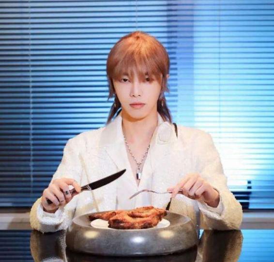 头大身子小的胖头鱼,头大尾小胖头鱼