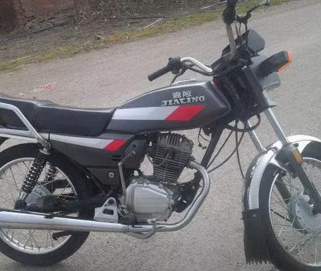 致敬青春摩托车,五羊本田雄帅150摩托车2022