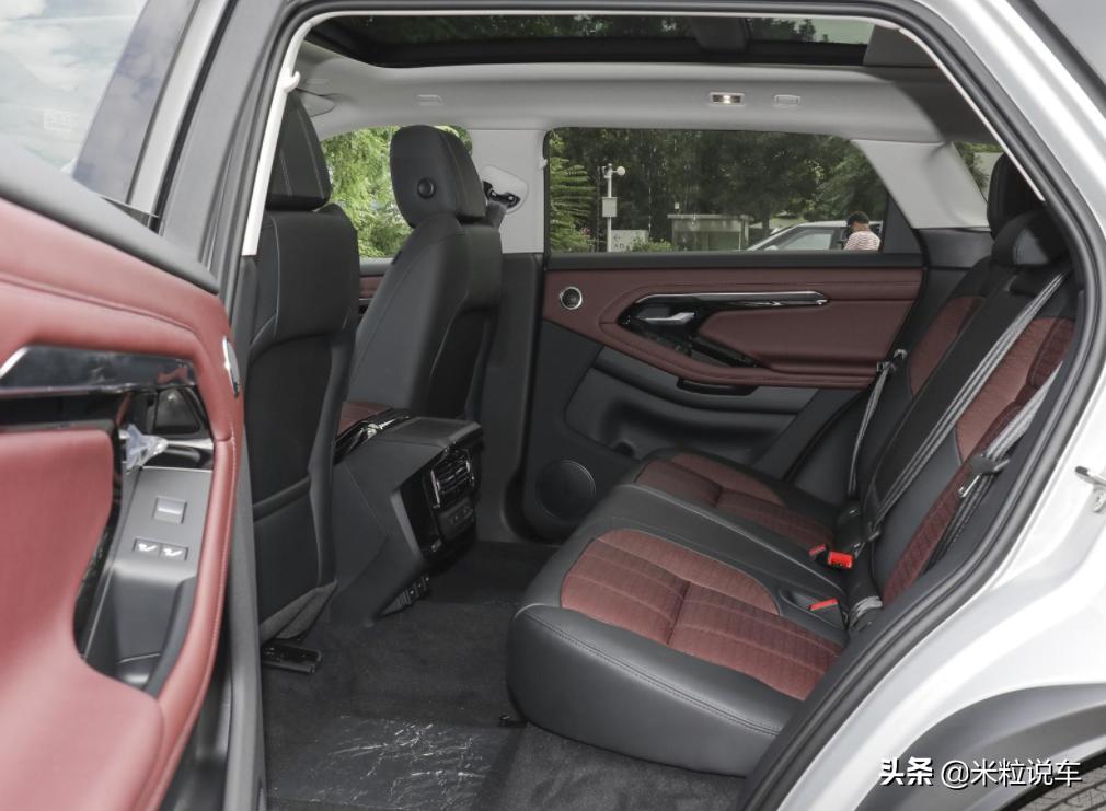 2012年路虎揽胜极光对比q5l,奥迪q5l和路虎揽胜极光如何选择