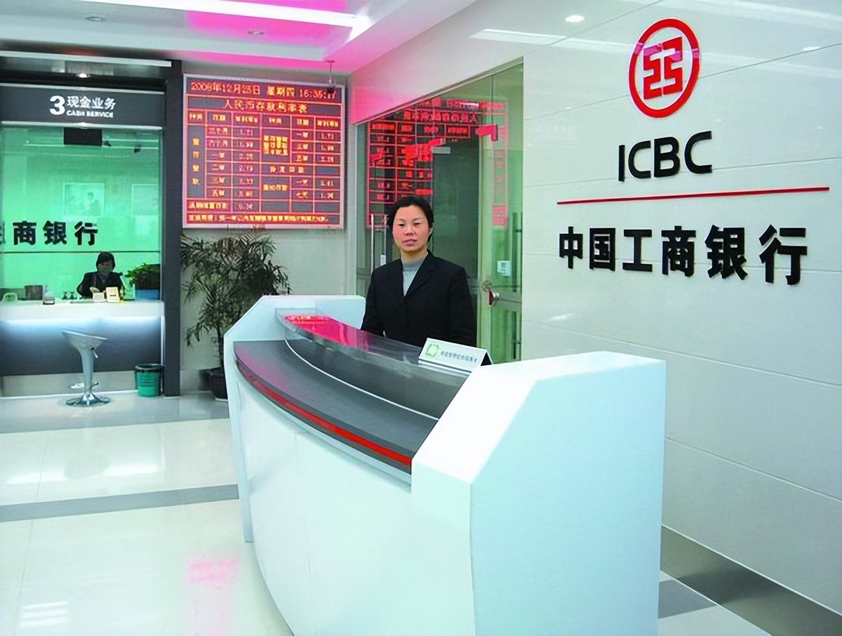 银行存款利率50万一年利息多少,银行存款10万一年定存利息多少