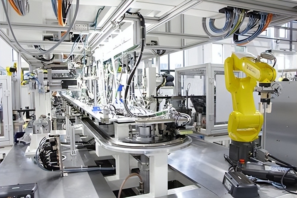 新型工业化和工业软件,工业智能化转型器