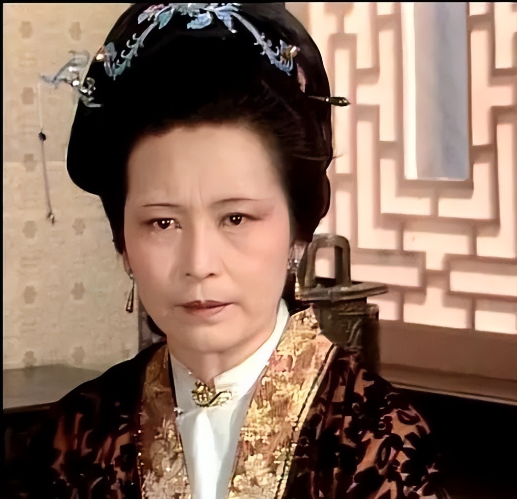 抄检大观园结果如何,抄检大观园的深层原因是什么