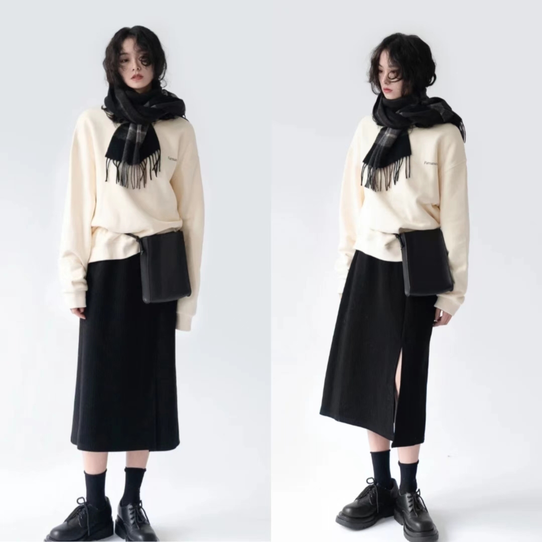 宽松版卫衣搭直筒宽松休闲裤,宽松卫衣怎么搭配裙子才好看