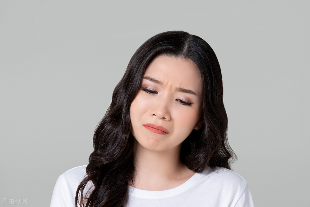 40岁男人背叛婚姻的自述,50岁女人背叛婚姻的真实故事