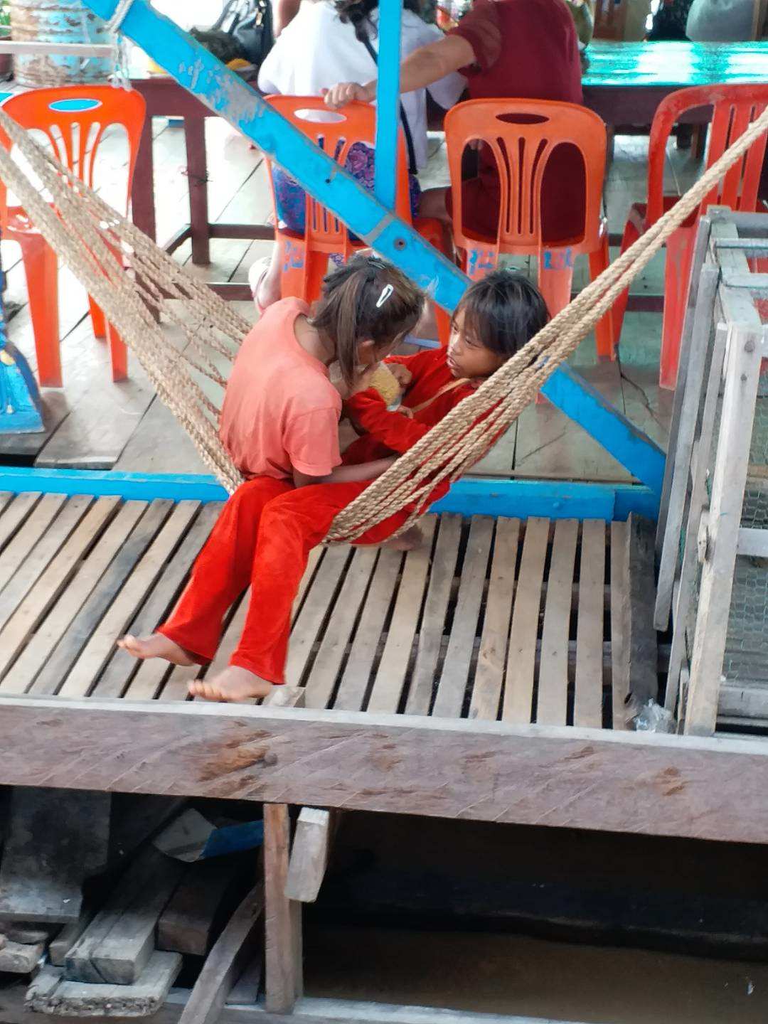 带小孩去柬埔寨旅游需要什么证件,柬埔寨暹粒旅游安全不