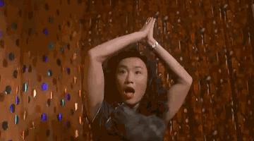 “港圈太子爷”街上收破烂，一天只赚60块！