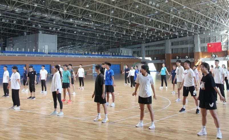 社会体育指导员培训健身操,社会体育指导员健美操三级培训