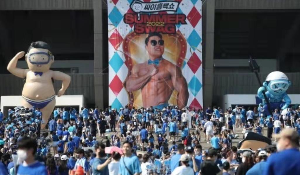 鸟叔演唱会发生事故视角,鸟叔的舞台事故