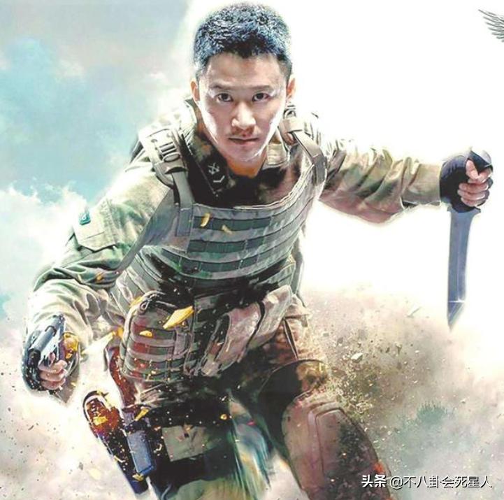 男明星素颜差距有多大张艺兴,张艺兴颜值前后对比