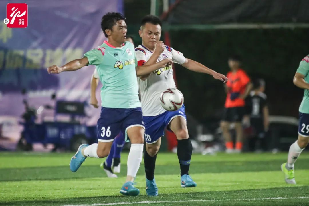 紫禁之巅问鼎天阙,紫禁之巅绝域孤石