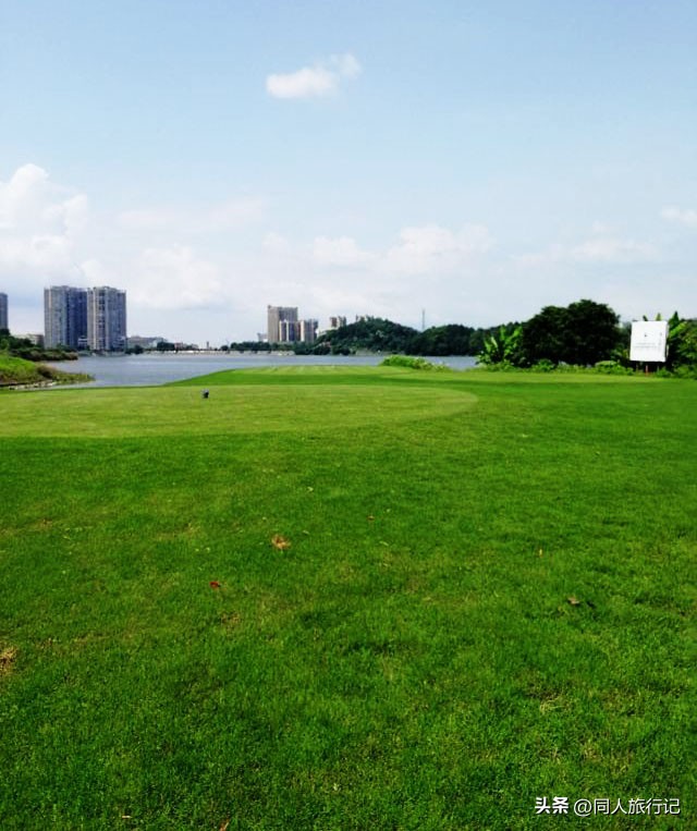 湖南梓山湖高尔夫俱乐部,湖南益阳梓山湖高尔夫球场