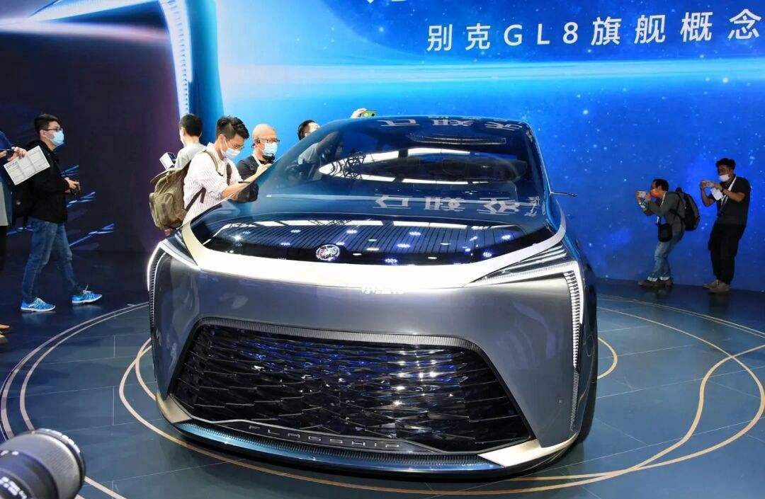 全新gl8和mpv,gl8算是卖得最好的mpv
