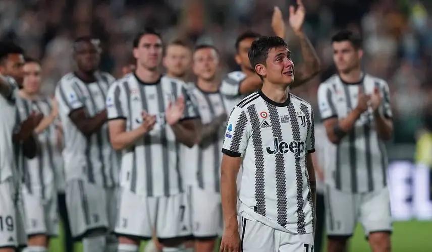 2022足坛球星谢幕时刻,足坛十大丑球员