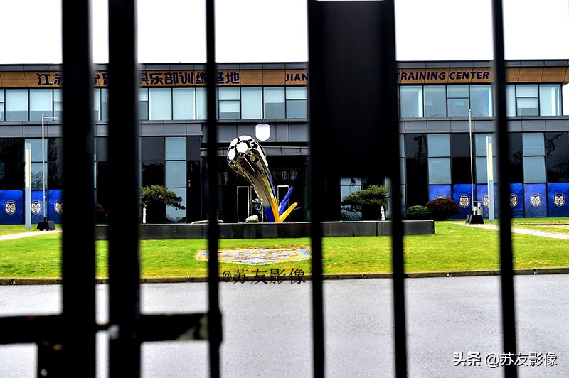 江苏队几年没进季后赛了,江苏足球队赛季结束了吗