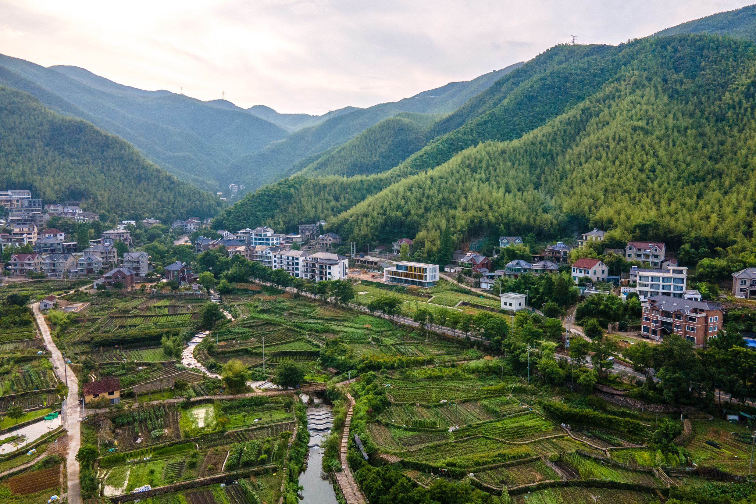 山林逸境私人温泉,在山林中泡温泉