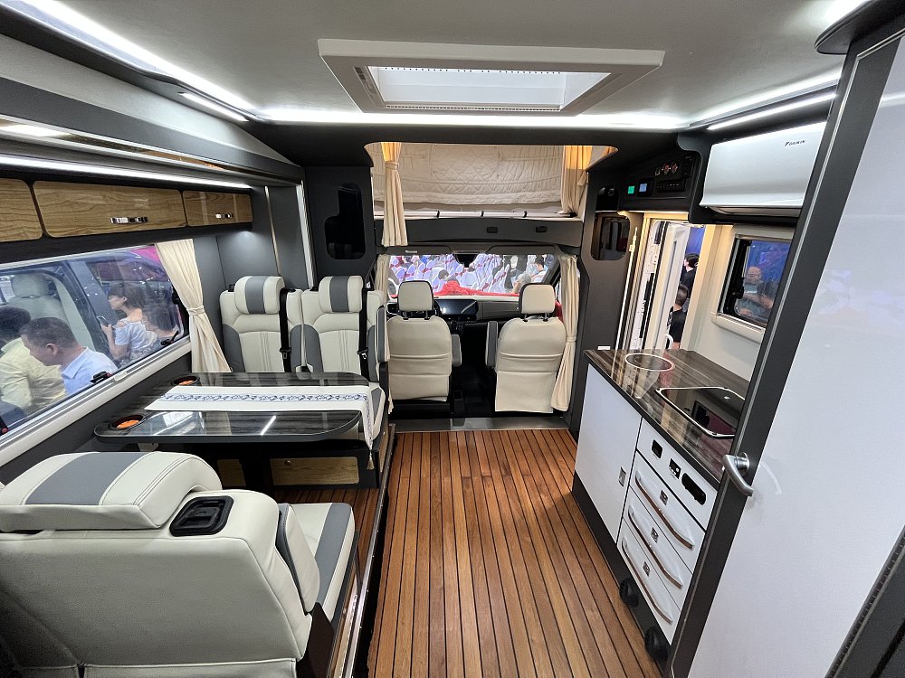 齐星v362升顶房车软升顶,齐星v363升顶房车软升顶