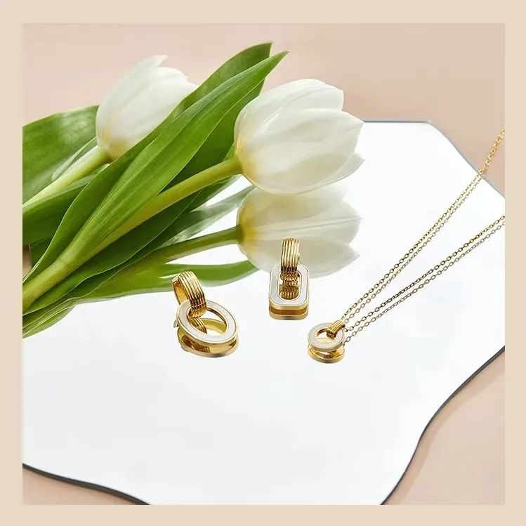 首饰店铺推荐简约风,百搭高级感首饰店铺