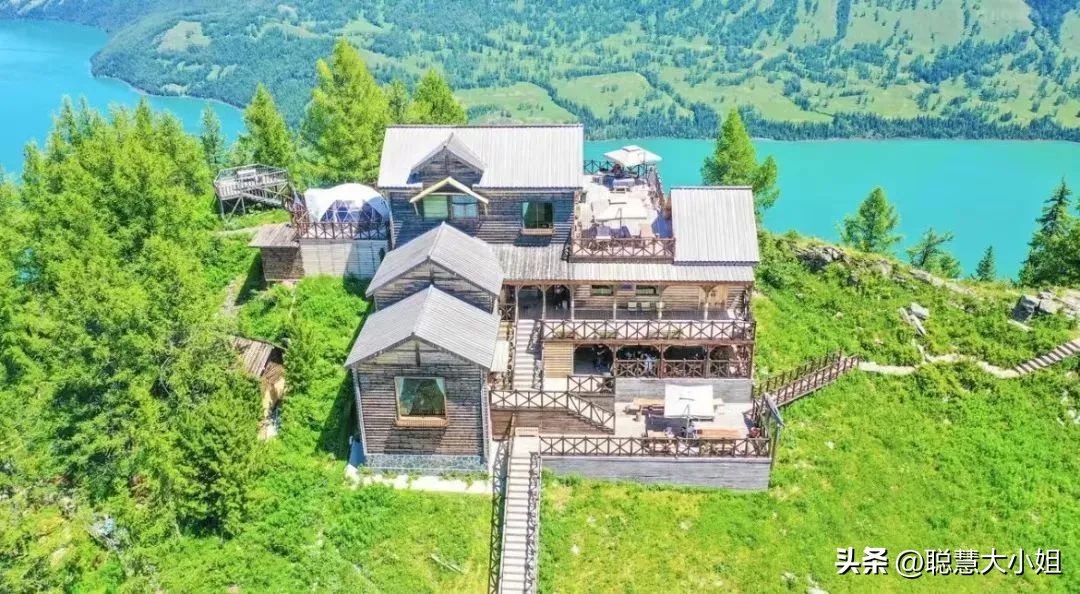 *疆新**，美到封神！配得上“她”的民宿有多少？