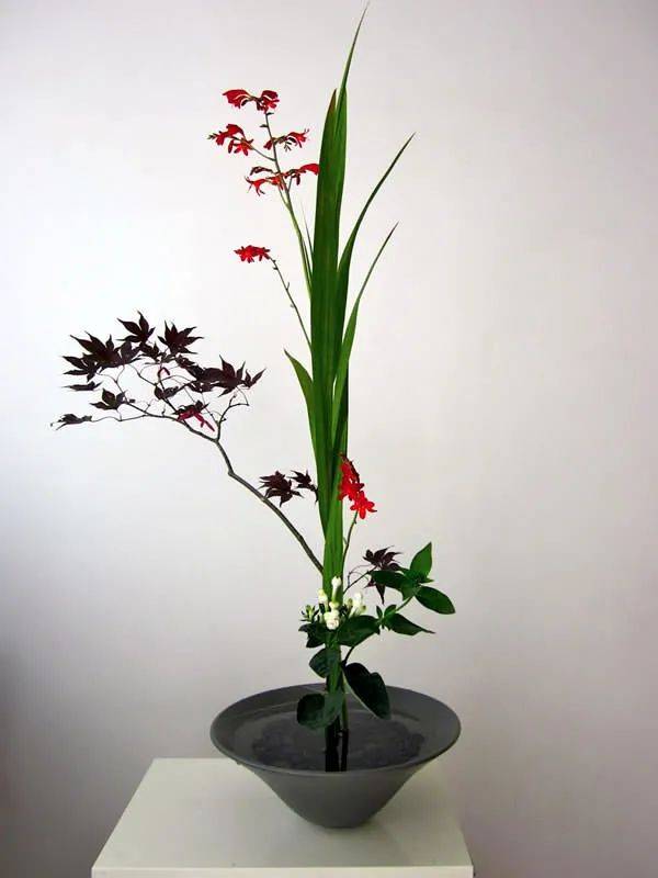 日式插花技法,日式插花的特色及技巧