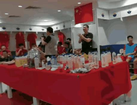 中国球迷该有的样子,为中国球迷献上新春祝福