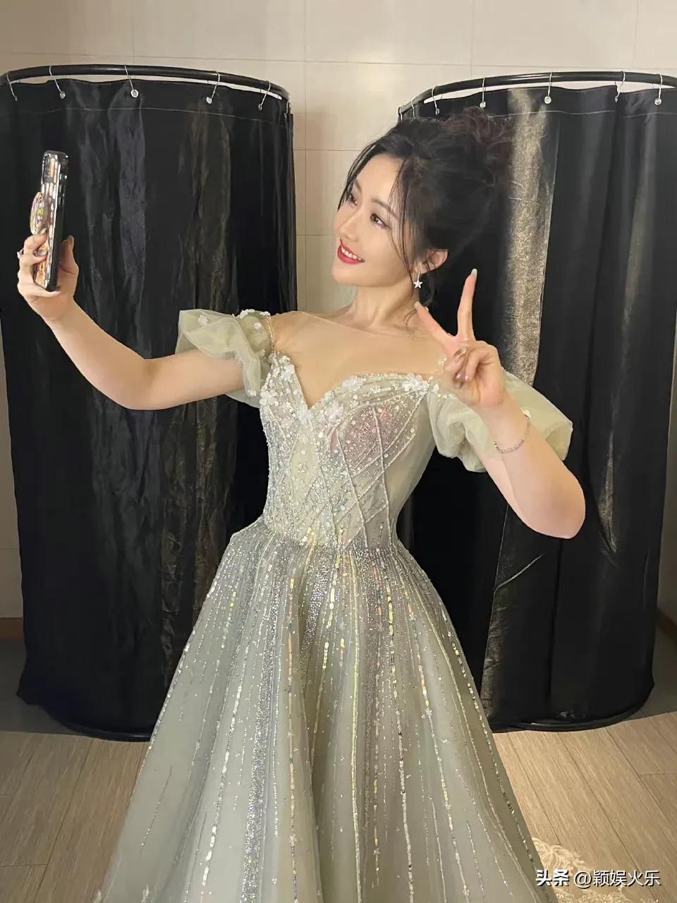 2022年度微博音乐盛典，众女星走红毯，明星高清壁纸