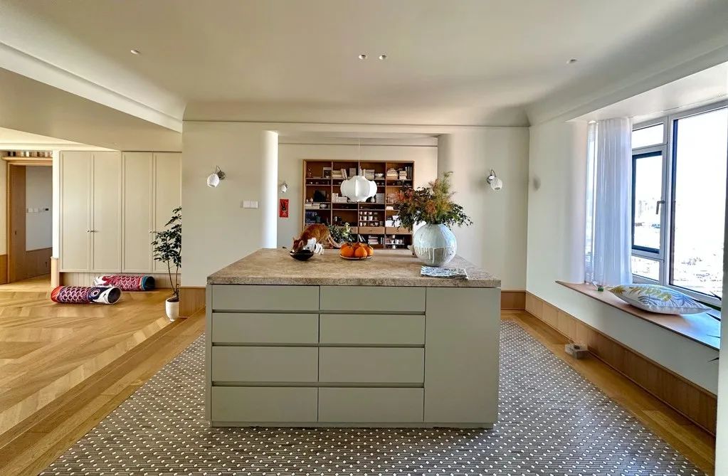 北京夫妻花光积蓄把225㎡改成一居:不要孩子、折腾房子,好任性