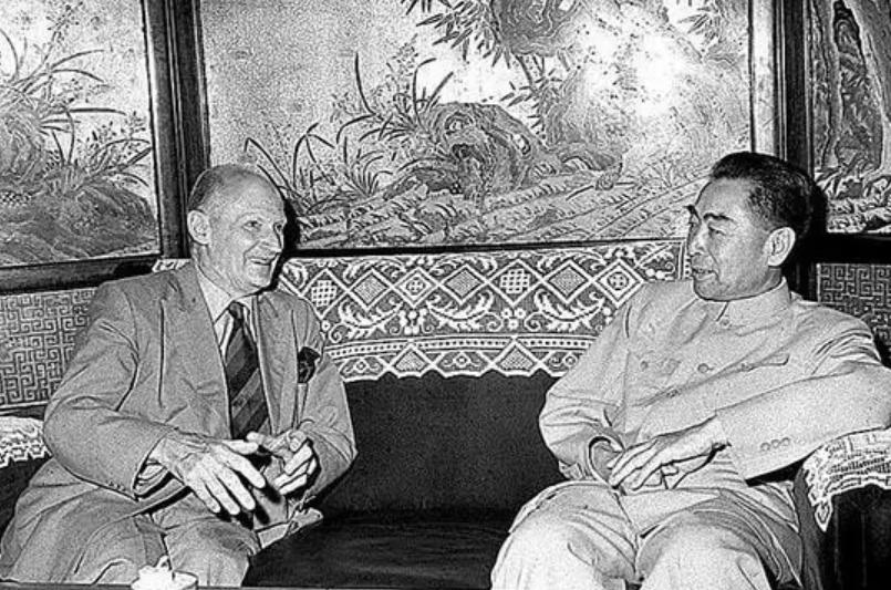 蒙哥马利参观延安澡堂,蒙哥马利参观中国军营