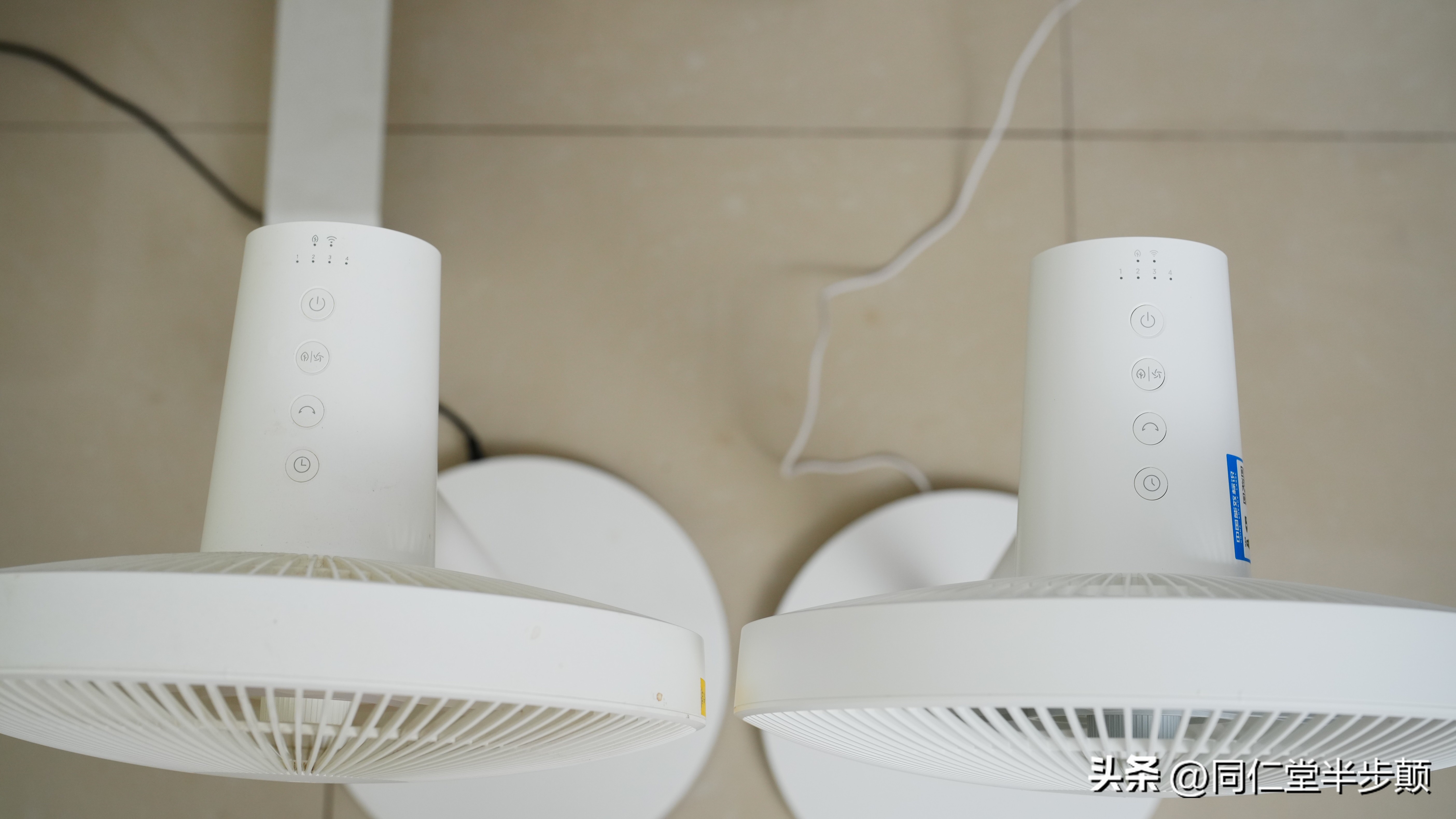 拆解小米立式风冷无线充55w视频,拆解便携户外电源