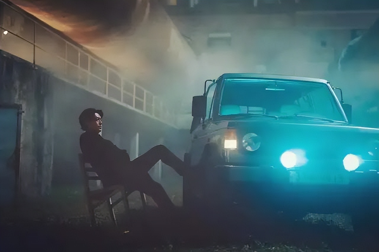 花了200亿拍的电影,花了两个亿拍的电影