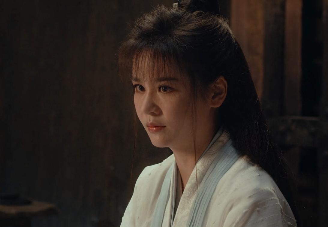 一个斜眼，一个满脸痘痘，这颜值王晶你也吹的下去？